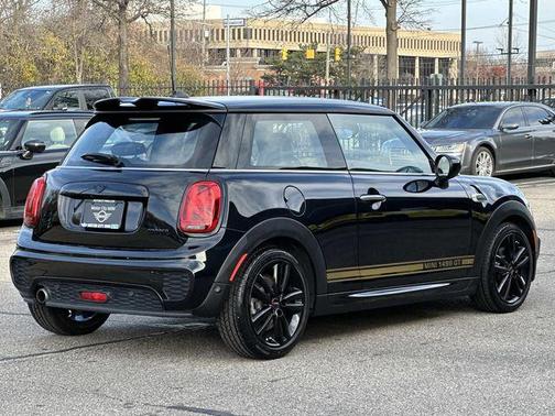 2021 MINI Hardtop Cooper