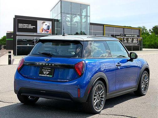 2025 MINI Hardtop Cooper