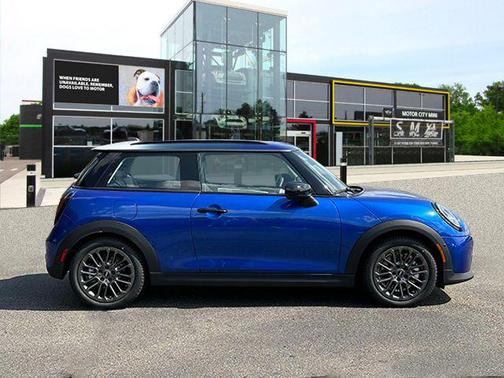 2025 MINI Hardtop Cooper