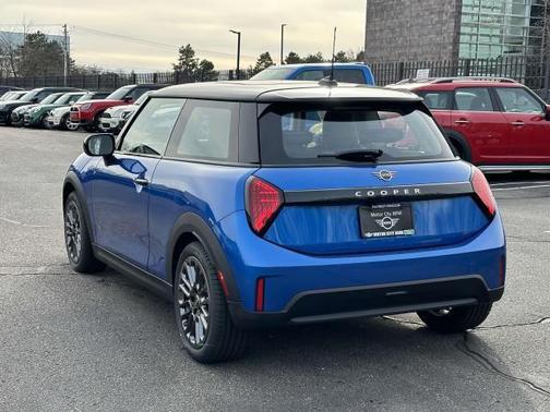 2025 MINI Hardtop Cooper
