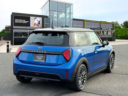 2025 MINI Hardtop Cooper