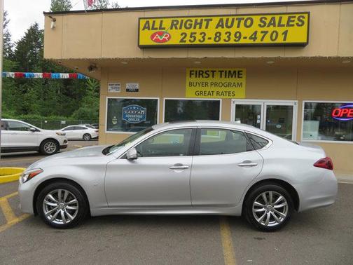 2016 INFINITI Q70 3.7X