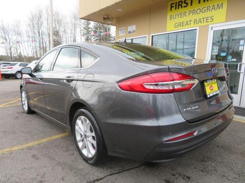 2020 Ford Fusion SE
