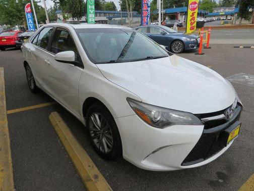 2015 Toyota Camry SE