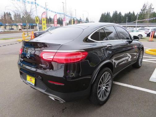 2017 Mercedes-Benz GLC 300 4MATIC Coupe