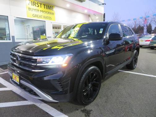 2023 Volkswagen Atlas Cross Sport 2.0T SE w/Technology