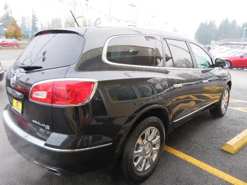 Photo 5 of 32 of 2013 Buick Enclave Leather