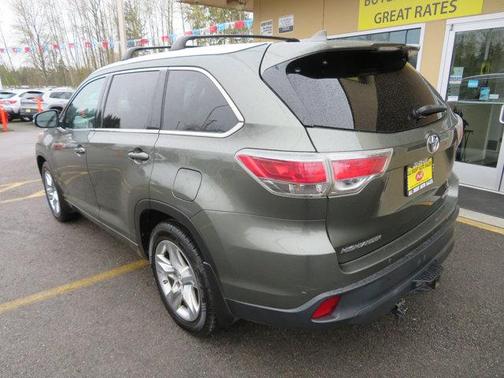 2016 Toyota Highlander Limited Platinum