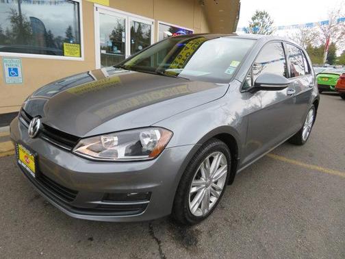2016 Volkswagen Golf TSI SE 4-Door