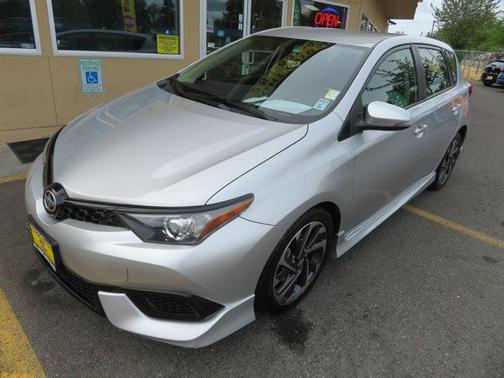 2016 Scion iM 5dr HB CVT