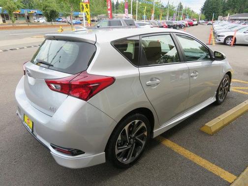 2016 Scion iM 5dr HB CVT