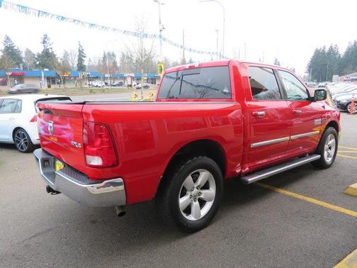 2016 RAM 1500 SLT