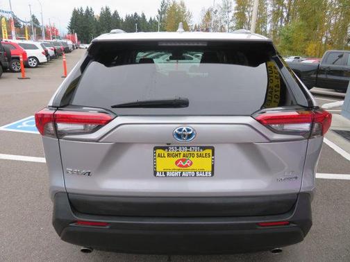 2022 Toyota RAV4 Hybrid LE