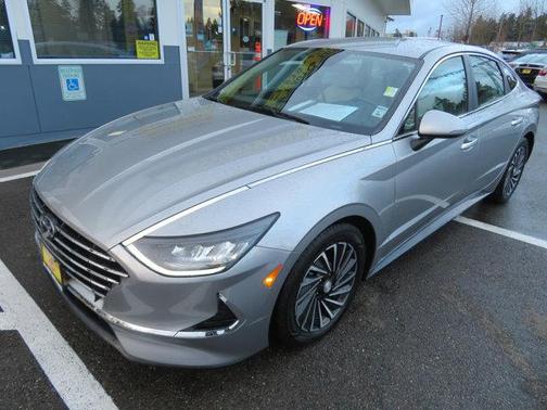 2020 Hyundai SONATA Hybrid SE