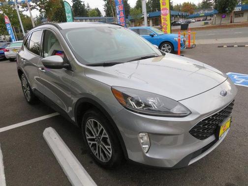 2021 Ford Escape SEL