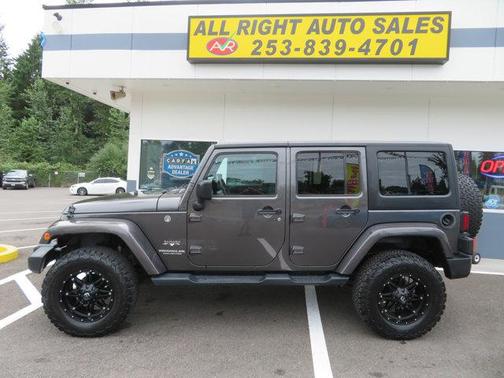 2017 Jeep Wrangler Unlimited Sahara