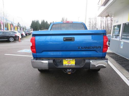 2017 Toyota Tundra SR5