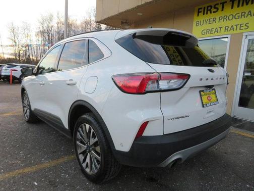 2021 Ford Escape Titanium