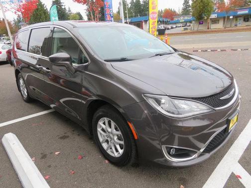 2020 Chrysler Pacifica Touring