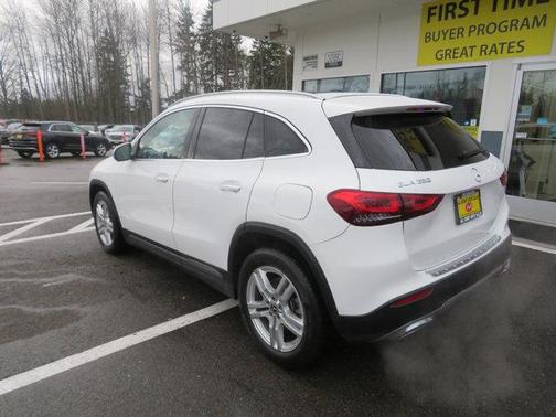 2021 Mercedes-Benz GLA 250 Base 4MATIC