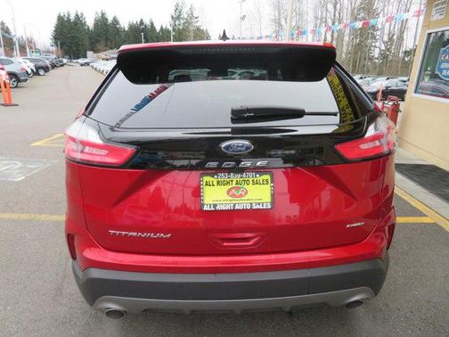 2023 Ford Edge Titanium