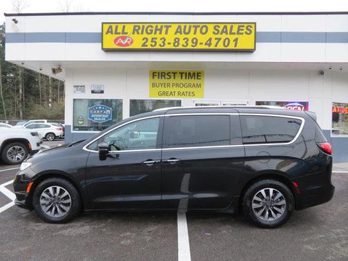 2021 Chrysler Pacifica Touring L