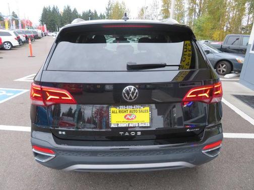 2024 Volkswagen Taos 1.5T SE