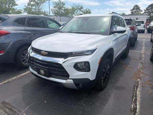 Summit White 2023 Chevrolet Trailblazer LT