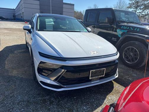 2024 Hyundai SONATA Hybrid Limited