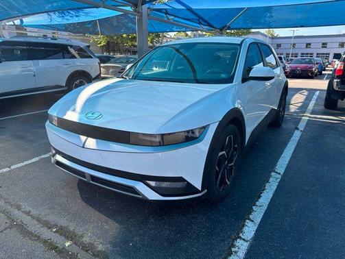 Atlas White 2024 Hyundai IONIQ 5 SE
