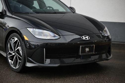 2024 Hyundai IONIQ 6 SEL