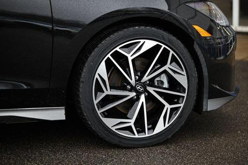 2024 Hyundai IONIQ 6 SEL