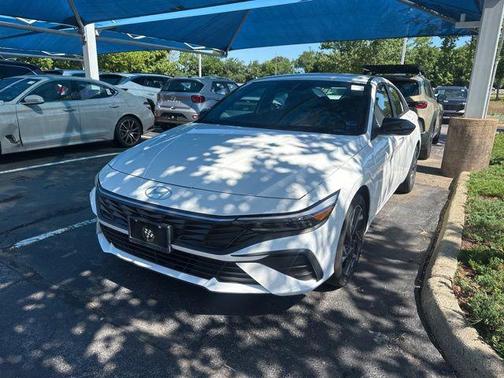 Serenity White 2025 Hyundai ELANTRA HEV SEL Sport