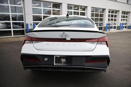 2025 Hyundai ELANTRA HEV SEL Sport