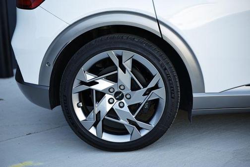 2024 Genesis GV60 Performance AWD