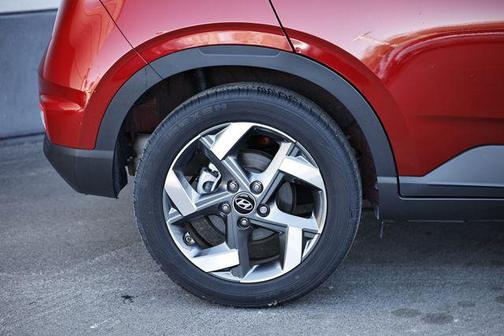 2024 Hyundai VENUE Limited