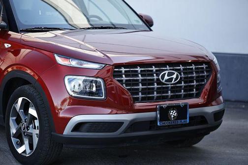 2024 Hyundai VENUE Limited