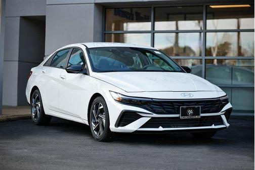 2025 Hyundai ELANTRA Sport