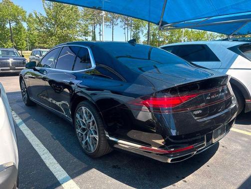 Vik Black 2023 Genesis G90 3.5T e-SC AWD