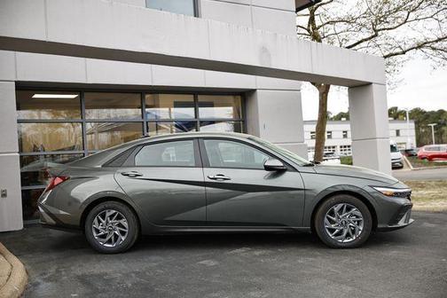 Amazon Gray 2026 Hyundai ELANTRA HEV Blue