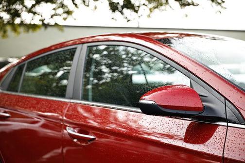 2020 Hyundai IONIQ Hybrid Limited
