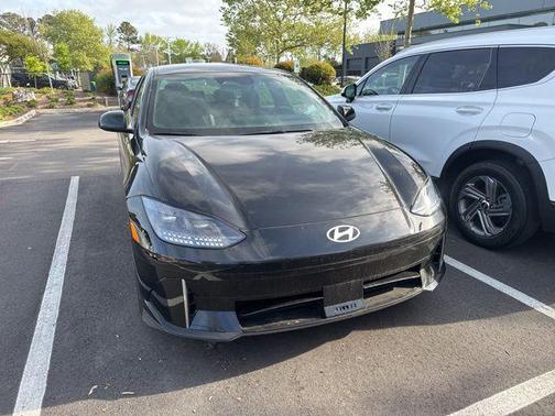 2024 Hyundai IONIQ 6 SEL