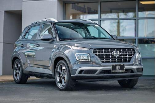 Ecotronic Gray 2023 Hyundai VENUE SEL