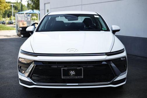 2025 Hyundai SONATA SE