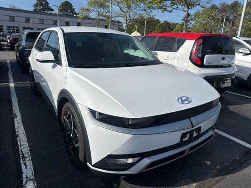 2024 Hyundai IONIQ 5 SEL