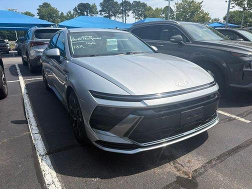 Aero Silver 2024 Hyundai SONATA SEL