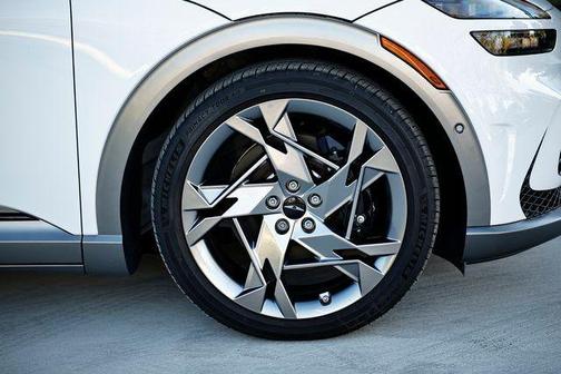 2024 Genesis GV60 Performance AWD