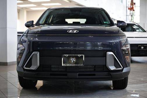 2025 Hyundai KONA SE