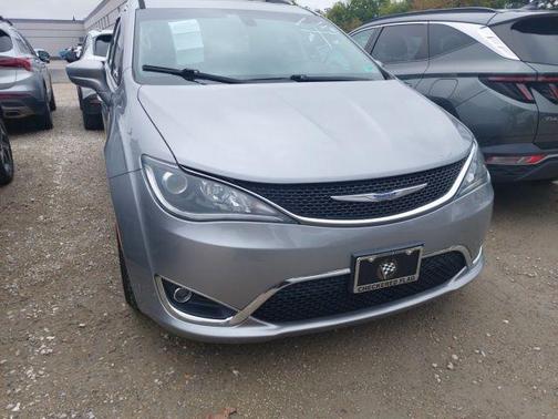 2019 Chrysler Pacifica Touring-L Plus