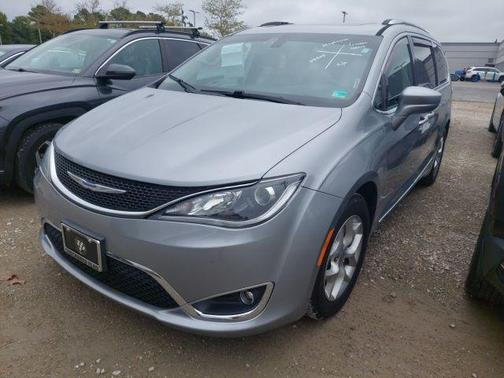 2019 Chrysler Pacifica Touring-L Plus